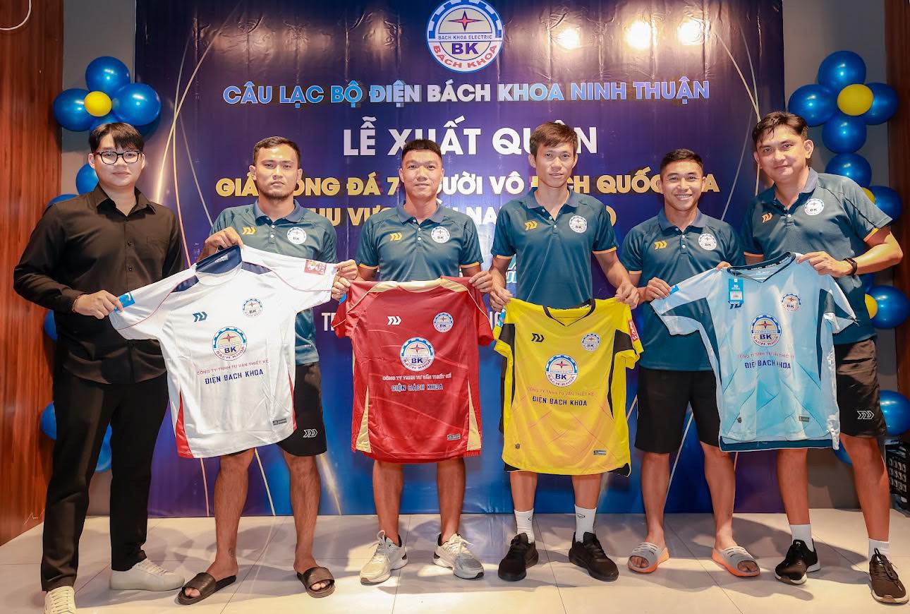 Bầu Trường tự hào vì đã sống trọn vẹn với đam mê ở tuổi 22