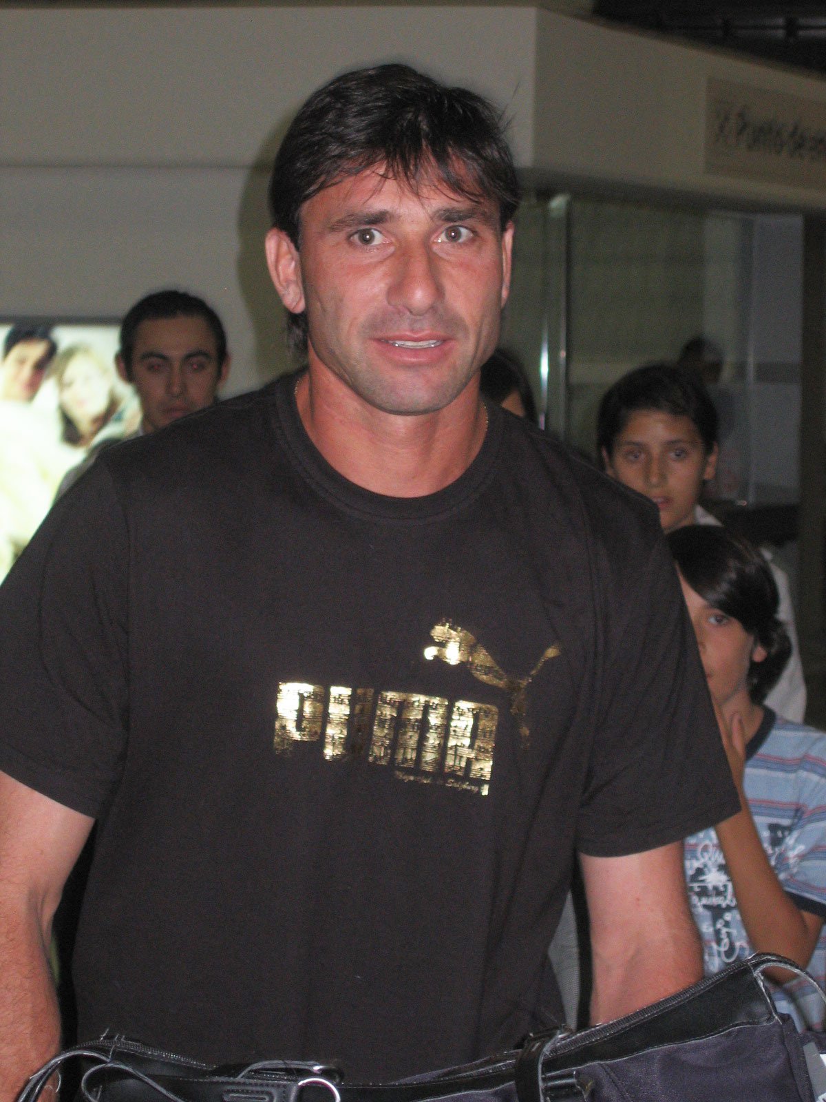 Tin tối (25/11): Thép xanh Nam Định ký hợp đồng với HLV người Argentina?