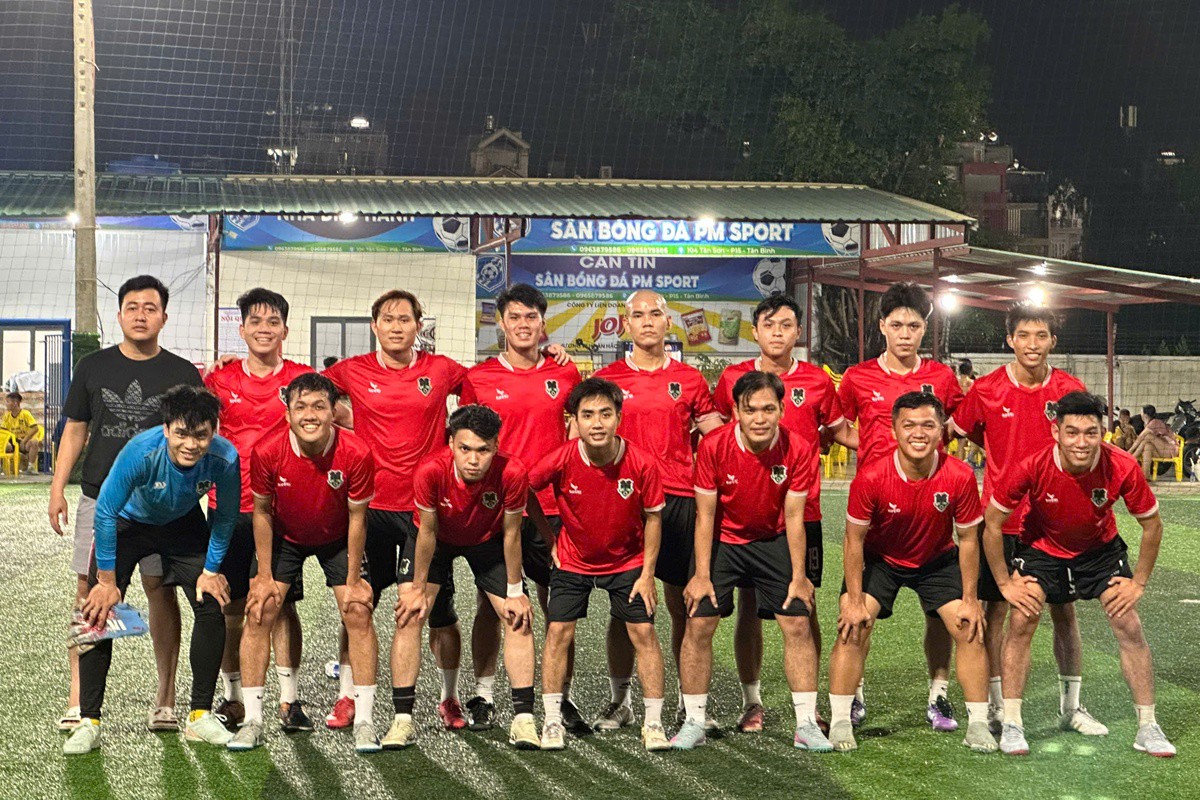 Dã Tượng SC: Hơn cả bóng đá, là bệ phóng nghề nghiệp cho sinh viên Bách Khoa