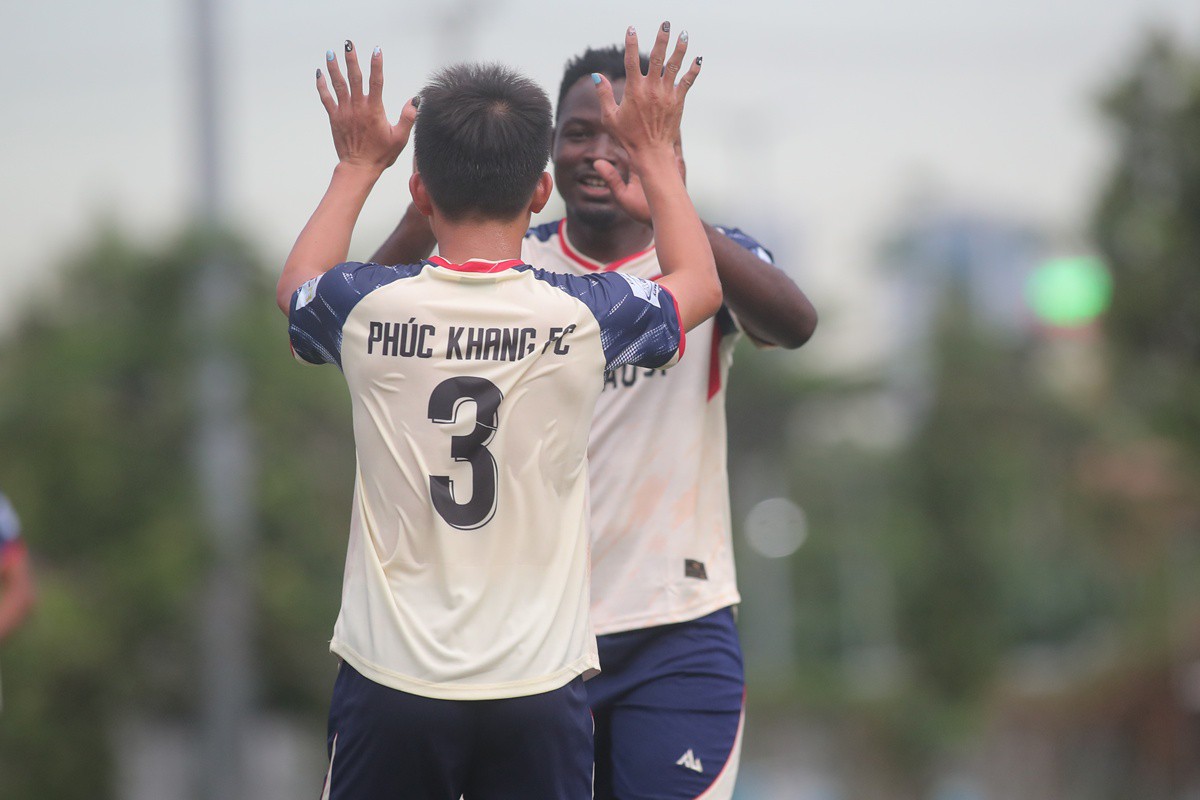 Khởi tranh vòng playoff SPL-S7: Phúc Khang FC và 36 Hoàng Nông Thảo Vy khẳng định sức mạnh