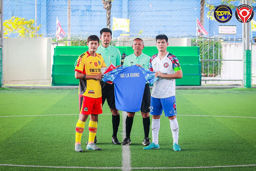 HLV Dũng “Bắc” ấn tượng với cách tổ chức của đội bóng 7 người Thái Lan